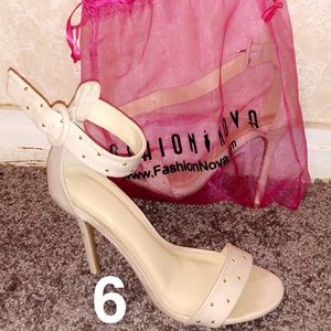 Fashion nova heels